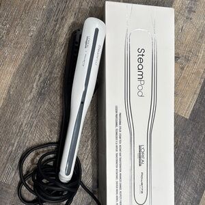 L'Oreal Steampod Hair Styler - White
